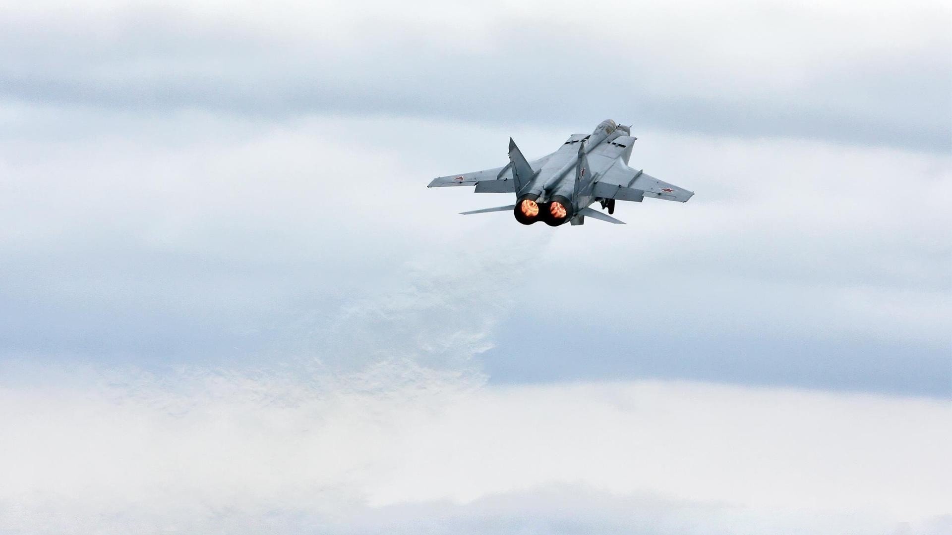 布莱顿控球率领先维持场面优势，布莱顿球队外号